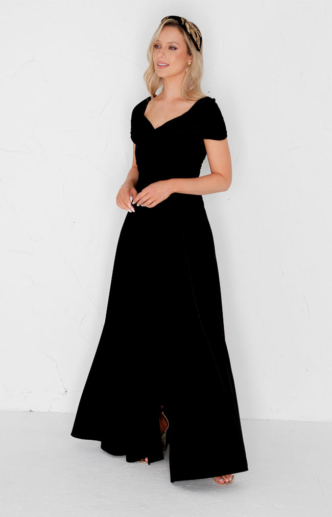 Yvette Velvet Gown - Black