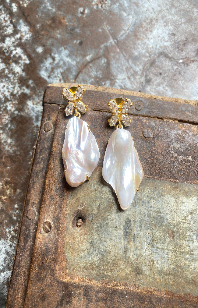 Cinderella Shine and Pearl Earrings