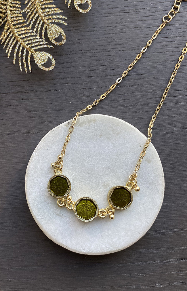 Savah Necklace - Gold/Olive