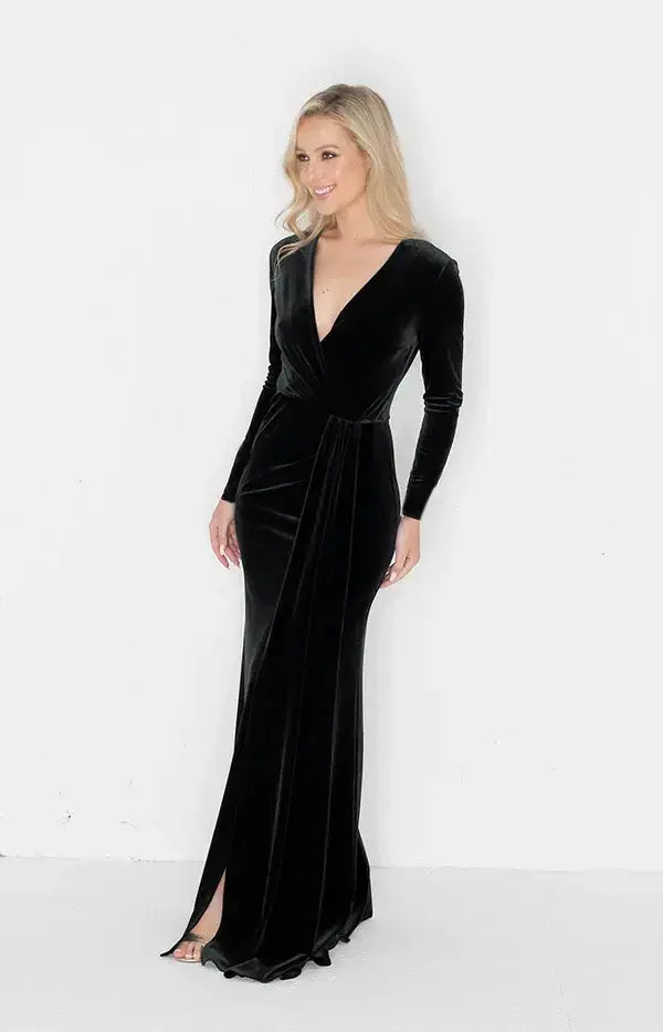 Anya Velvet Gown - Black