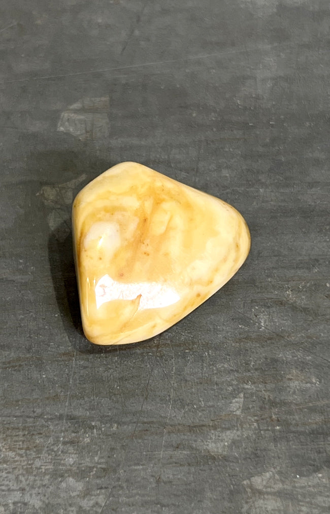 Yellow Jasper Crystal Tumblestone - L