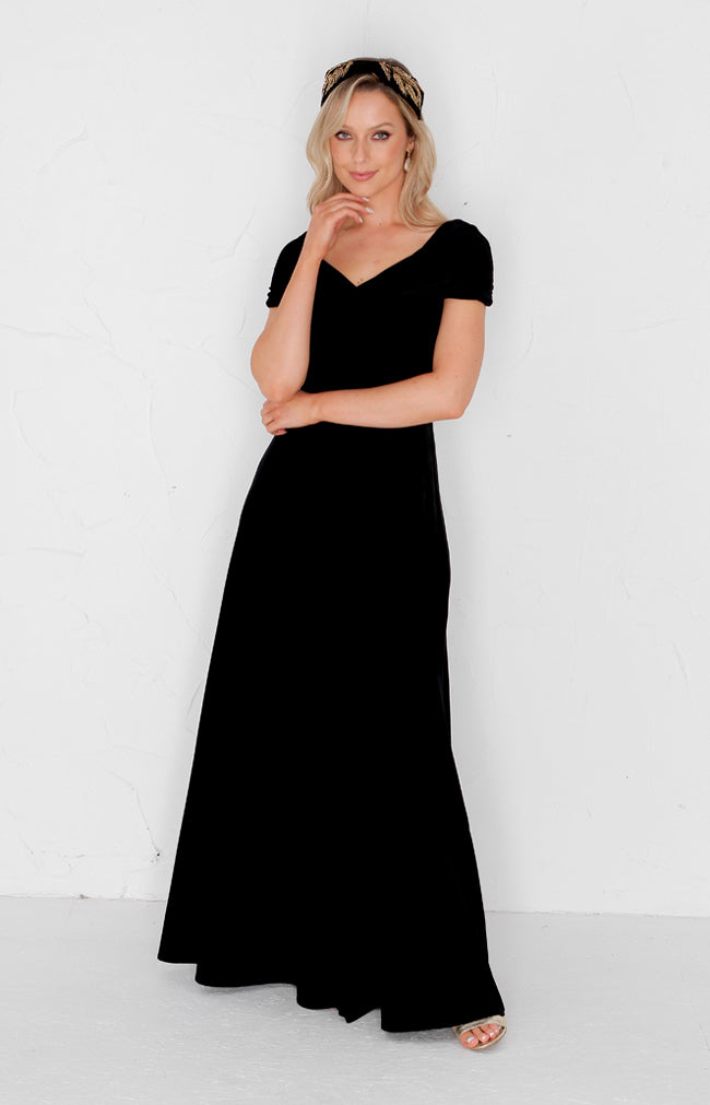Yvette Velvet Gown - Black