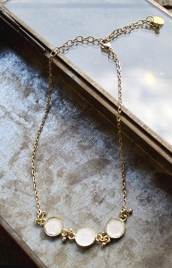 Savah Necklace - Gold/Antique White