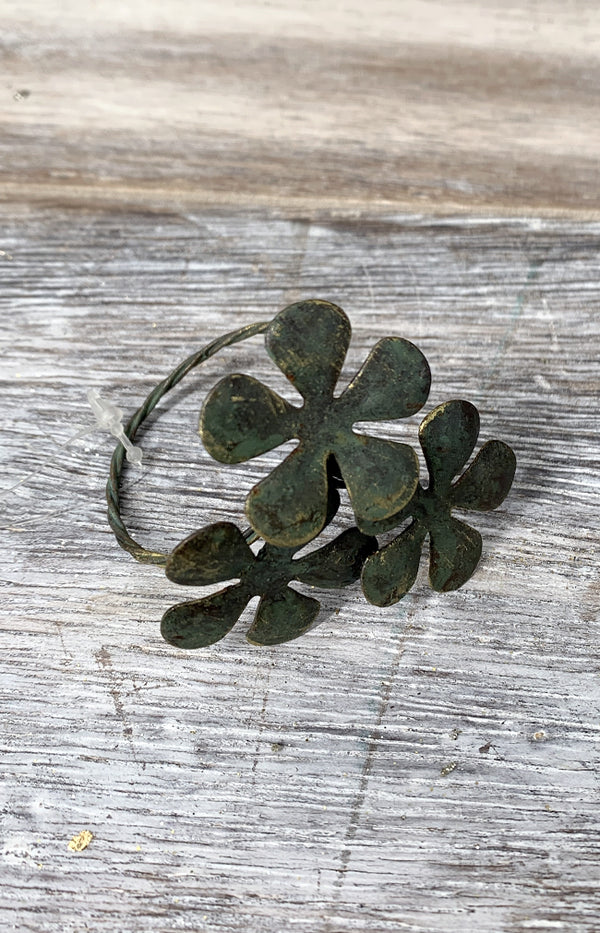 Antique Napkin Ring w/ Flowers