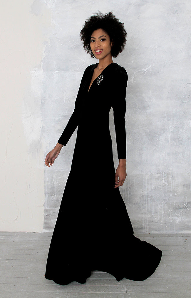 Helene Velvet Gown - Black