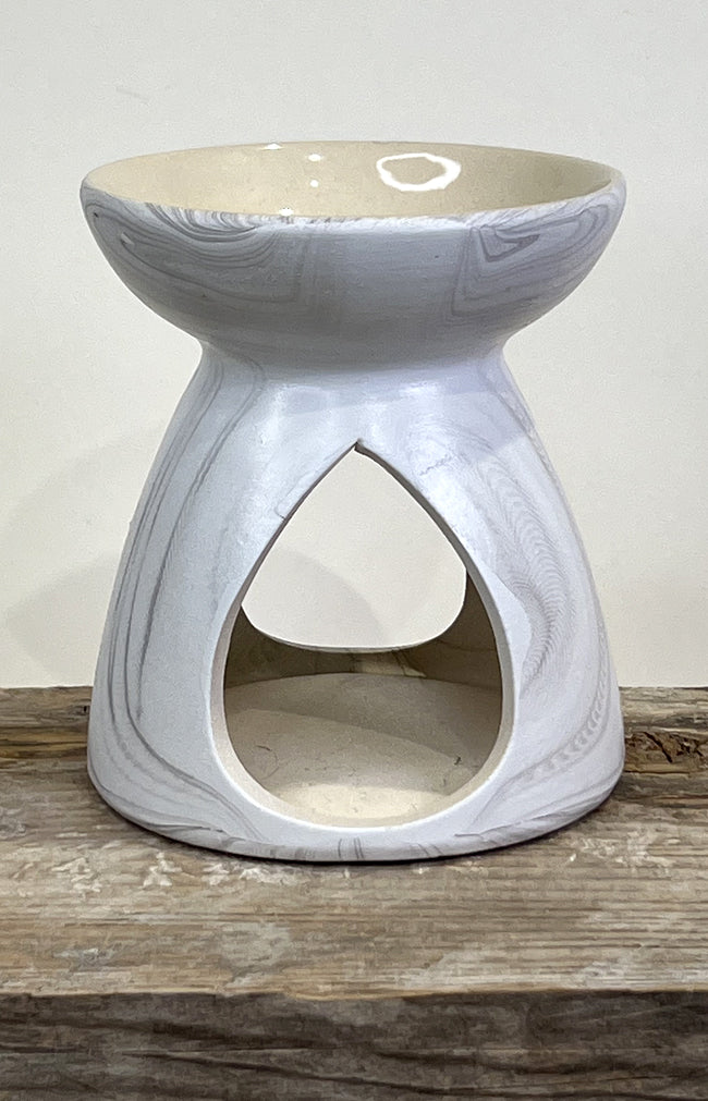 Fragrance burner marble effect