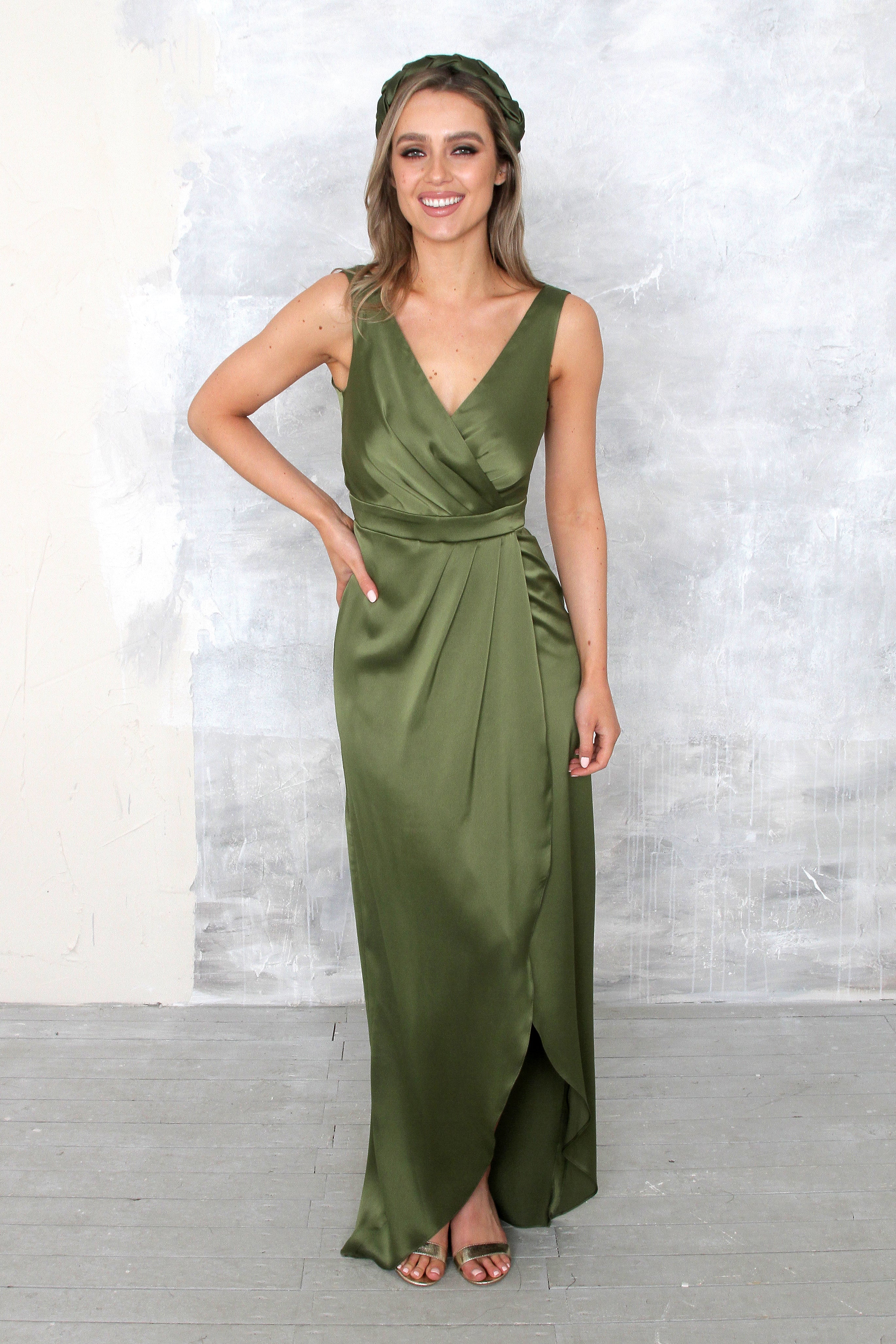 Fabia High Back Gown - Olive