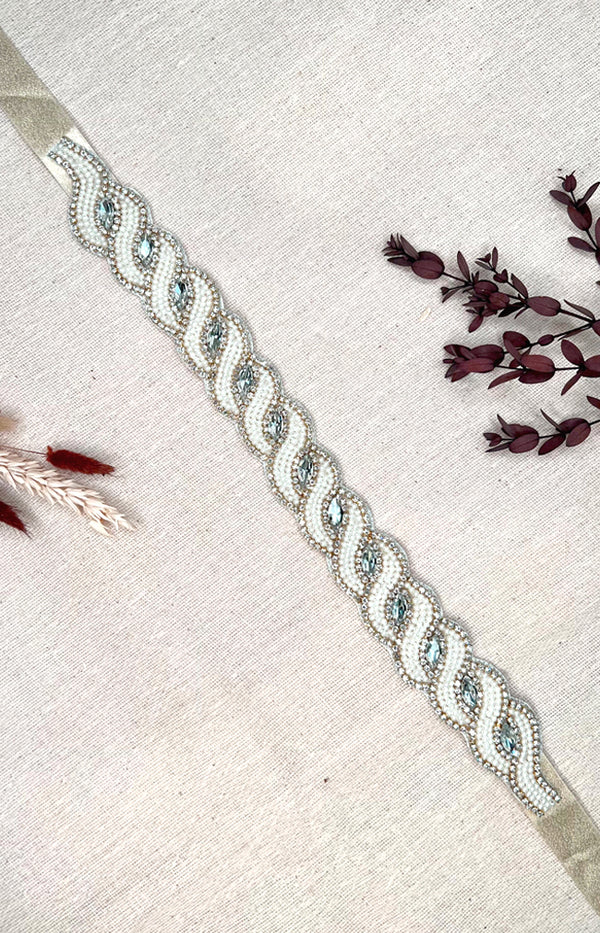Jaylen Beaded Belt - Ivory with Gold ribbon