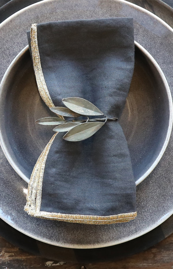 Small Antique Leaves Napkin Ring